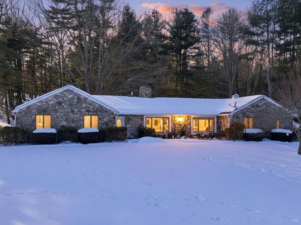 28 Valentine Drive, Hawley, PA 18428