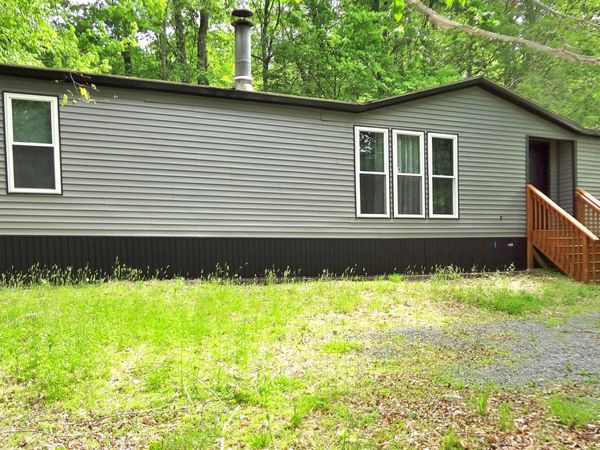 115 Spruce Street, Greentown, PA 18426