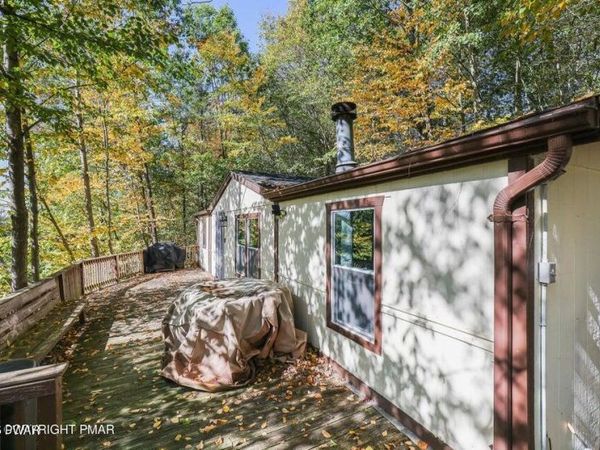 117 Teak Drive, Greentown, PA 18426