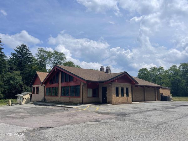 732 Hamlin Highway, Lake Ariel, PA 18436