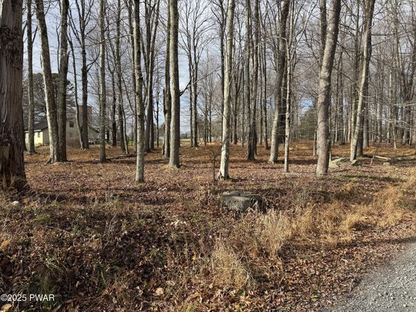 Lot 4 Hazleton Drive, Greentown, PA 18426