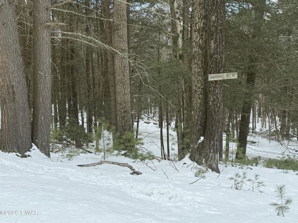 Watermill Road, Paupack, PA 18451