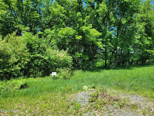 22 Summit View Court, Honesdale, PA 18431