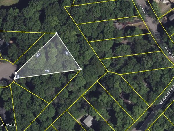 34 Wildwood Court N, Lake Ariel, PA 18436