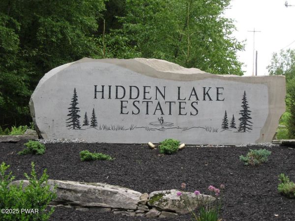 1032 Bear Creek Court, Hawley, PA 18428