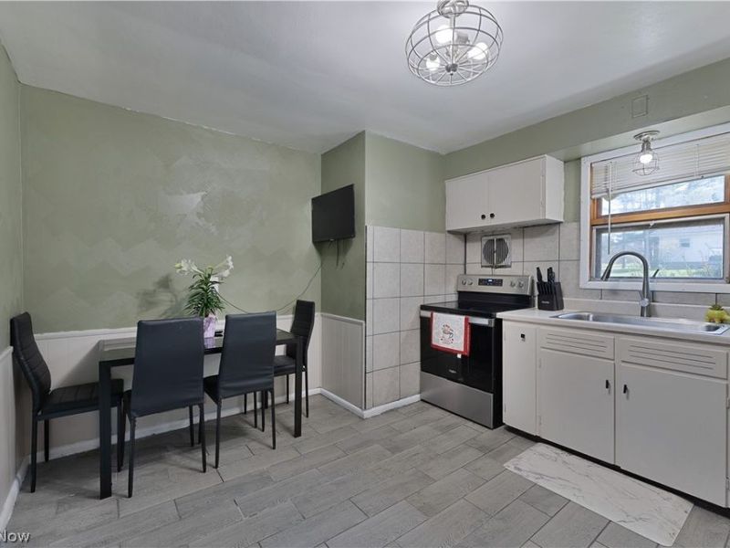 193 Fox Street, Hubbard, OH 44425 Photo 10