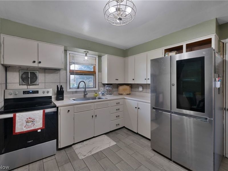 193 Fox Street, Hubbard, OH 44425 Photo 9