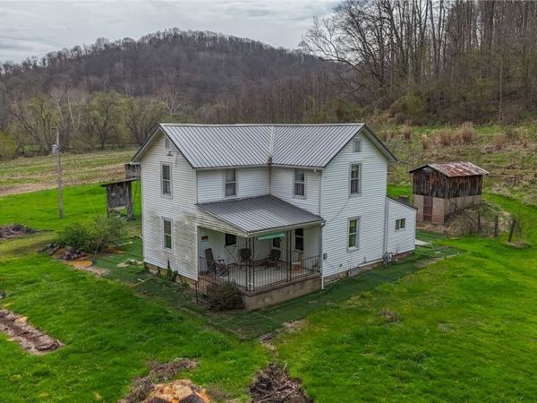 12450 State Route 26 , Marietta, OH 45750