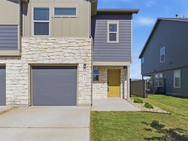 7208 Sparkling Light DR, Unit B, Del Valle, TX 78617