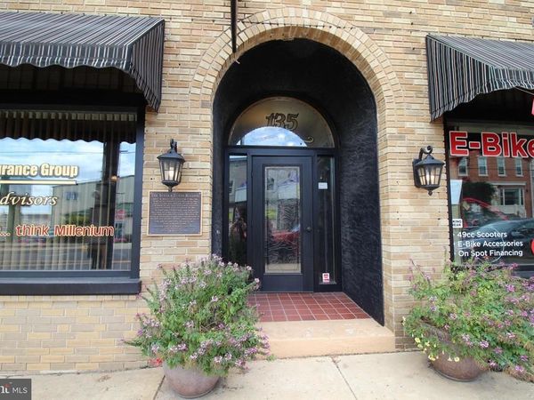 135 E MAIN STREET , Unit 1, NEW HOLLAND, PA 17557