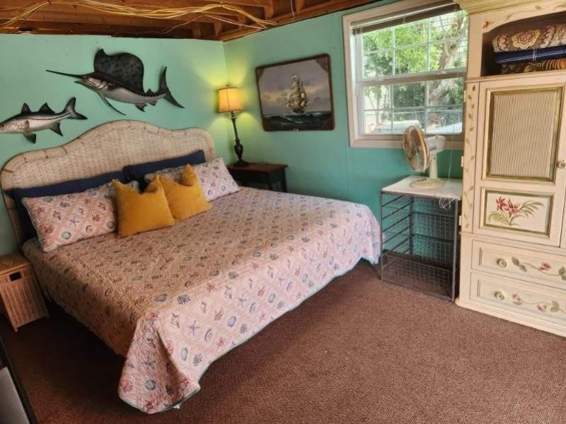 108 W Avenue A, Key Largo, FL 33037 Photo