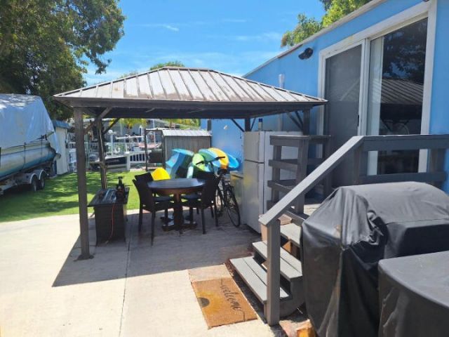 108 W Avenue A, Key Largo, FL 33037 Photo