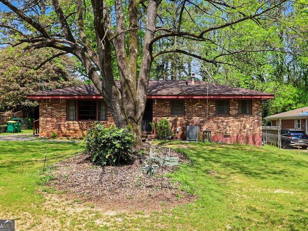 7019 Lakeview Lane, Doraville, GA 30360