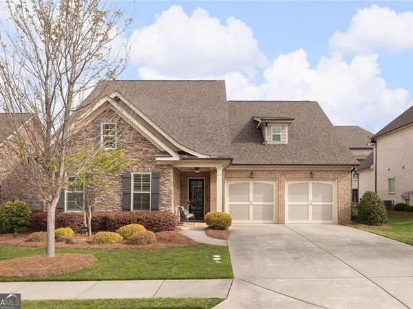 6045 Overlook Club Circle, Suwanee, GA 30024