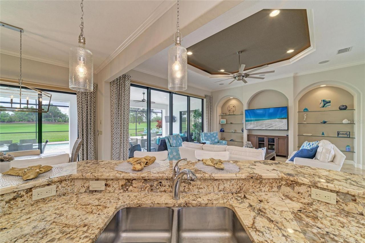 7314 Heritage Grand Place, Bradenton, FL 34212 Photo