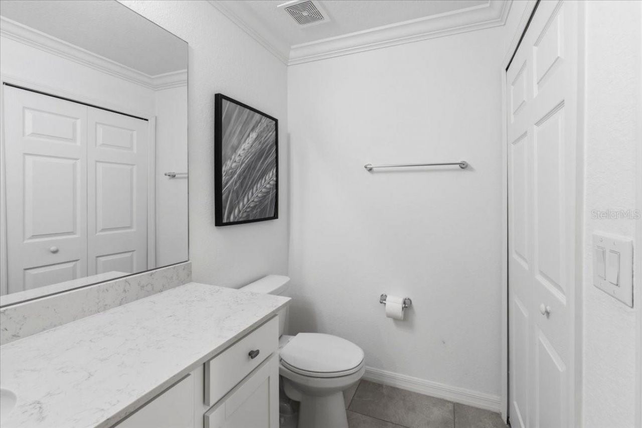 18008 Gawthrop Drive, Unit 104, Bradenton, FL 34211 Photo