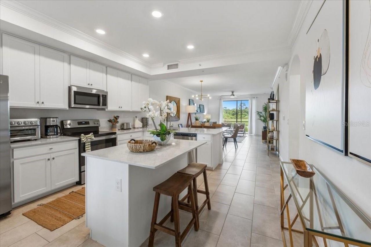 18008 Gawthrop Drive, Unit 104, Bradenton, FL 34211 Photo