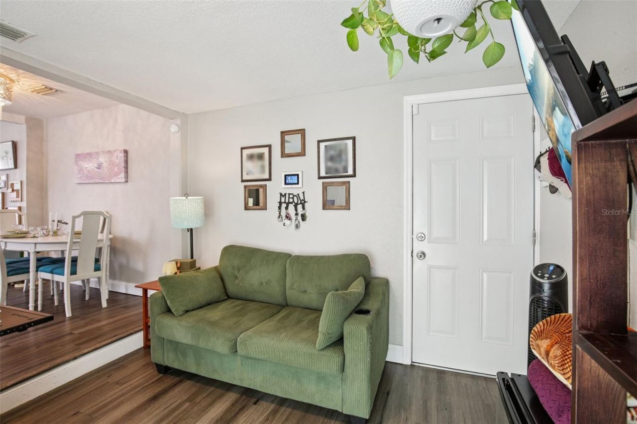 4801 Emerson Avenue S, Saint Petersburg, FL 33711 Photo