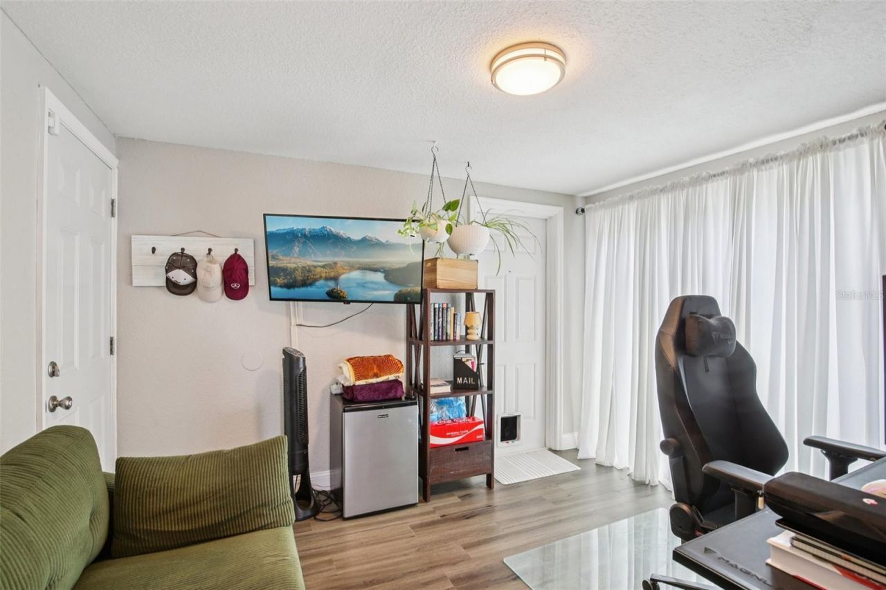 4801 Emerson Avenue S, Saint Petersburg, FL 33711 Photo