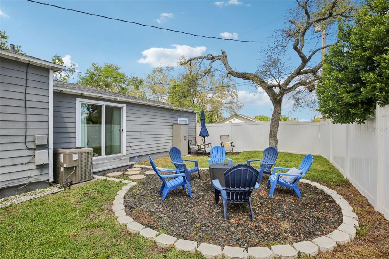4801 Emerson Avenue S, Saint Petersburg, FL 33711 Photo