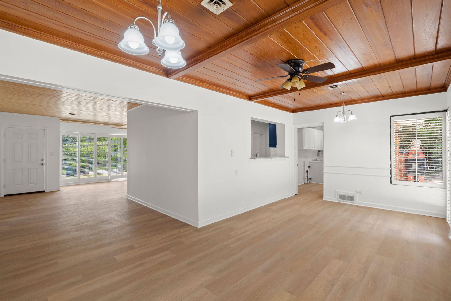 279 Perryclear Street Photo 12