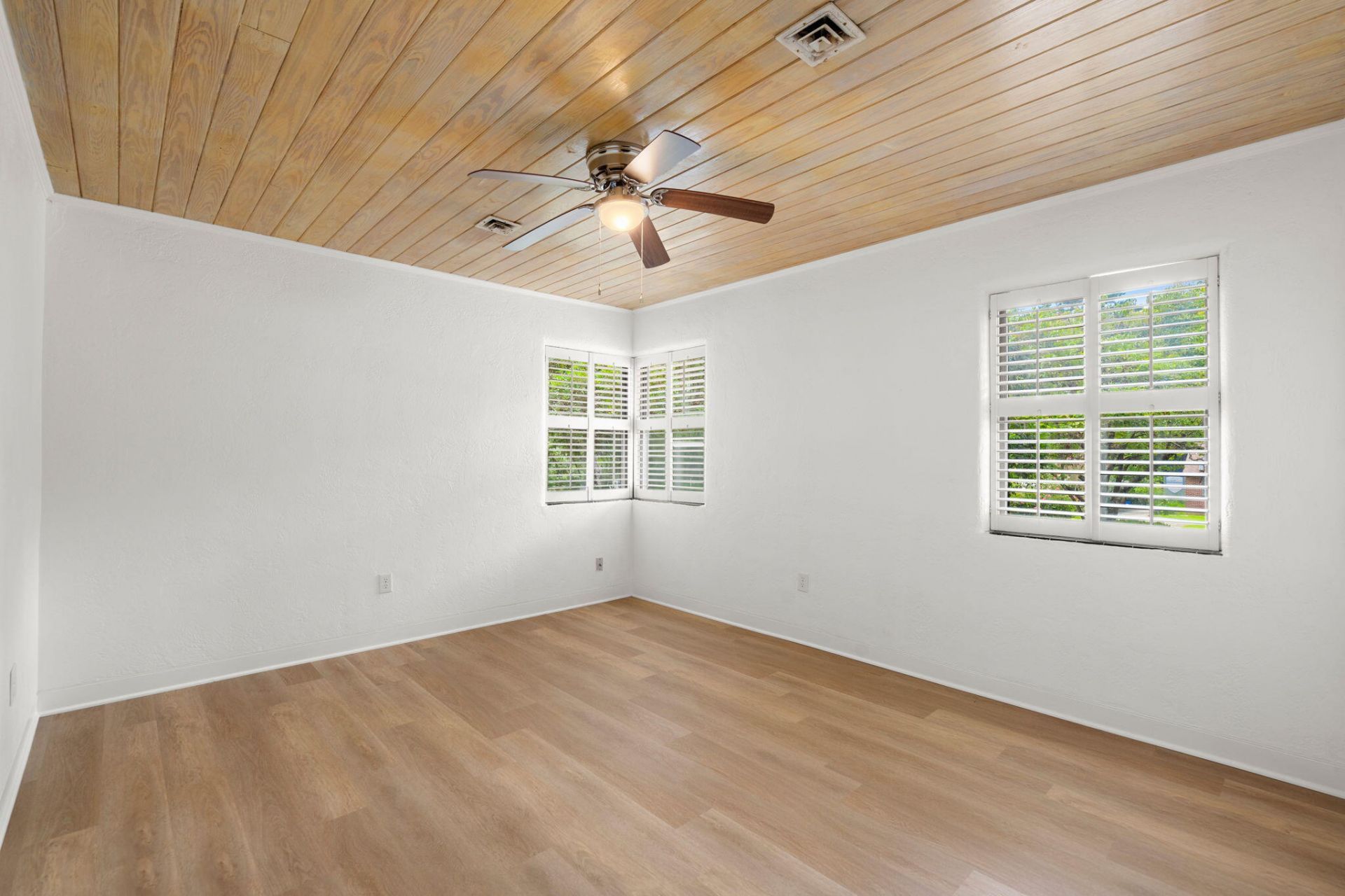 279 Perryclear Street Photo 25