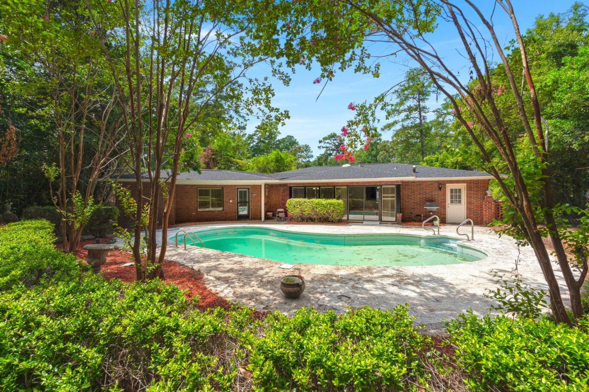 279 Perryclear Street Photo 35