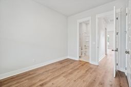 299 Denham Street photo 4