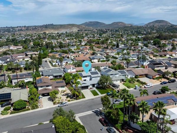 5764 Eldergardens St, San Diego, CA 92120