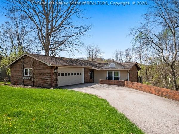 430 McKinley Avenue, Charleston, WV 25314