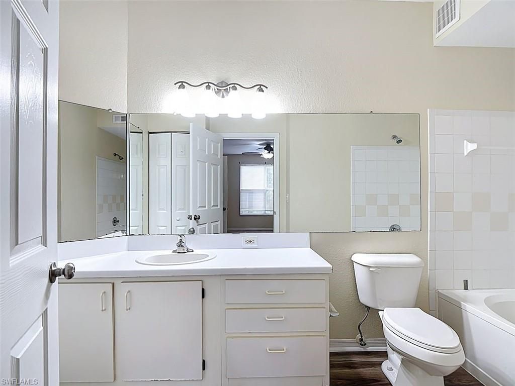 11571 Villa Grand, Unit 615, Fort Myers, FL 33913 Photo