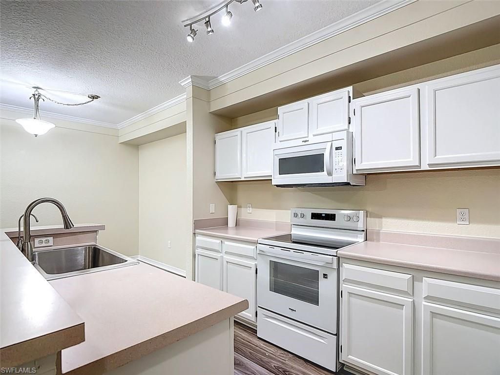 11571 Villa Grand, Unit 615, Fort Myers, FL 33913 Photo