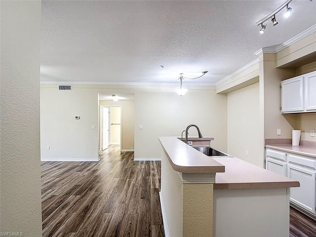 11571 Villa Grand, Unit 615, Fort Myers, FL 33913 Photo