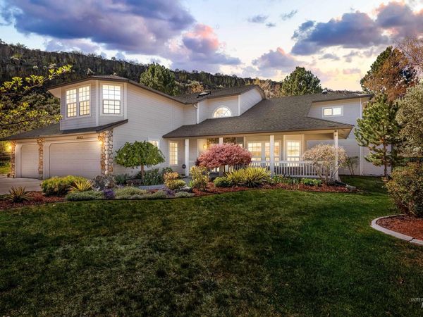 5663 E Gateway Dr, Boise, ID 83716