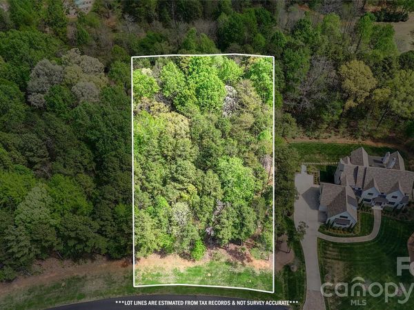 6140 Volte Drive , Charlotte, NC 28227