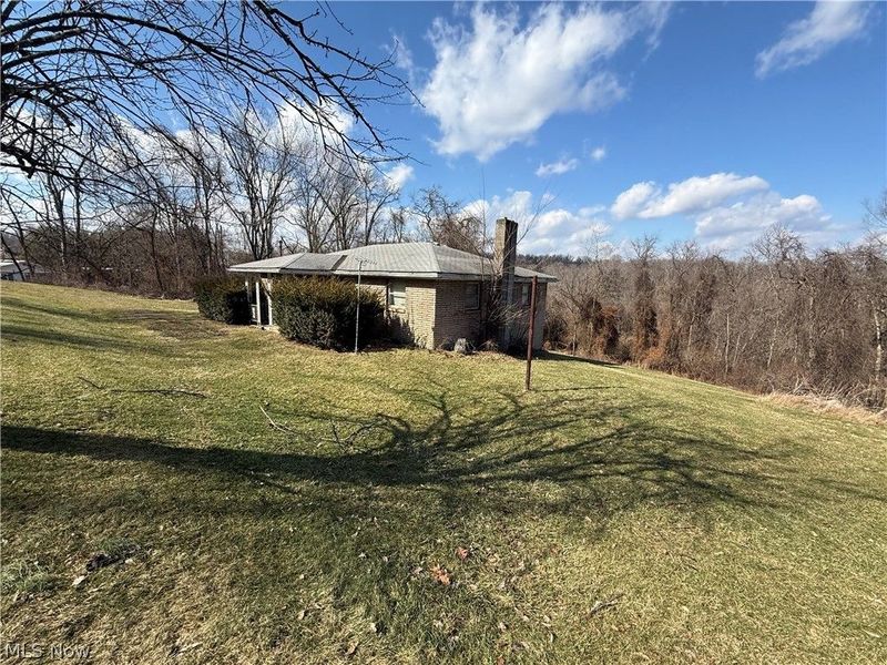 224 Montwell Drive, Mingo Junction, OH 43938 Photo 3