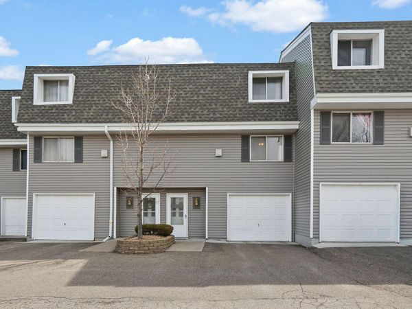 418 Dorland Place, Maplewood, MN 55119