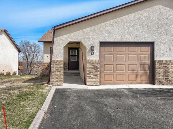 149 Riverview Drive, Unit 13, Monticello, MN 55362