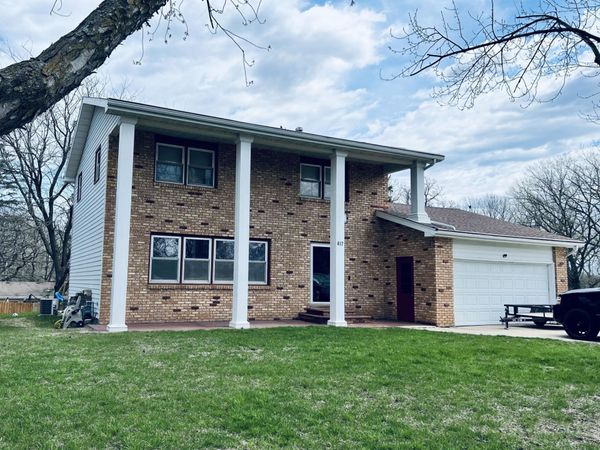 417 Meredith Road , Albert Lea, MN 56007