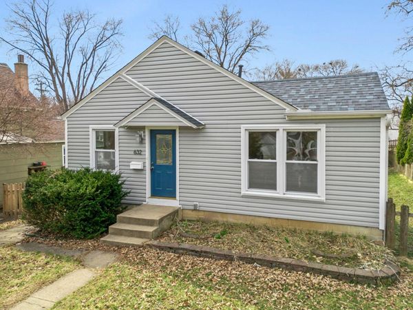 632 7th Avenue S, Hopkins, MN 55343