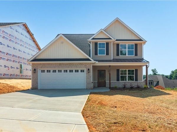2107 Medhurst Drive, Greensboro, NC 27410