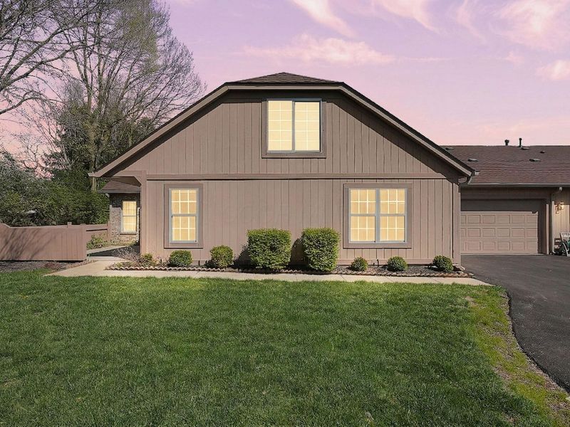 2468 Timberside Drive , Columbus, OH 43235 Photo 2