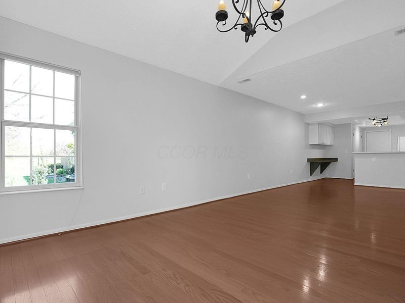 2468 Timberside Drive , Columbus, OH 43235 Photo 9