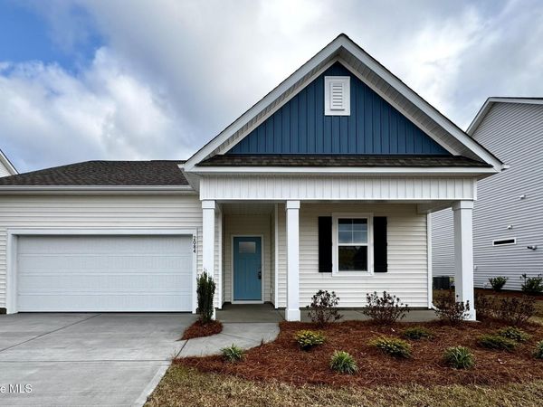 2084 Willowleaf Drive, Leland, NC 28451