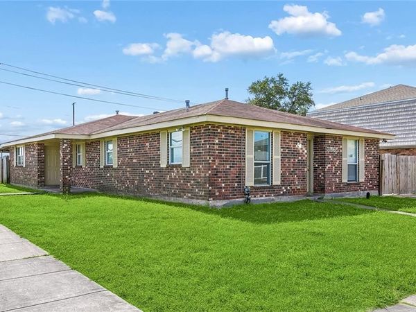8600 PATRICIA - 3565 KINGS Drive, Chalmette, LA 70043