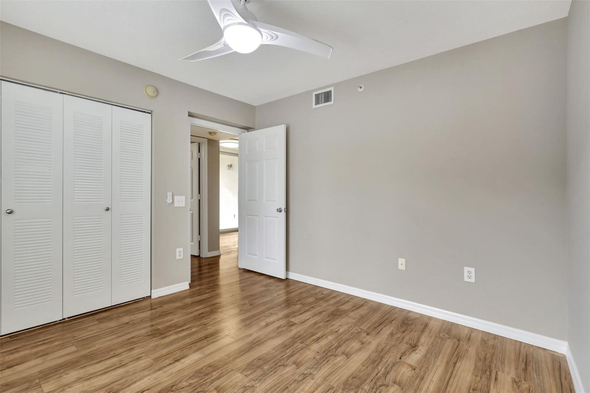 310 Villa Circle, Boynton Beach, FL 33435 Photo