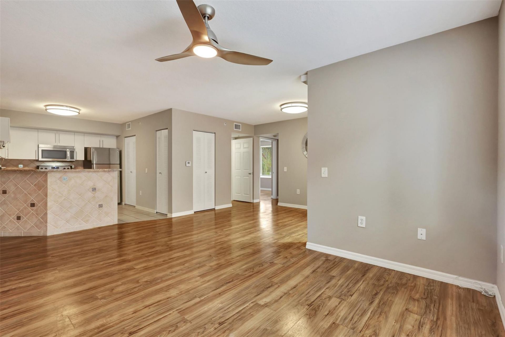 310 Villa Circle, Boynton Beach, FL 33435 Photo