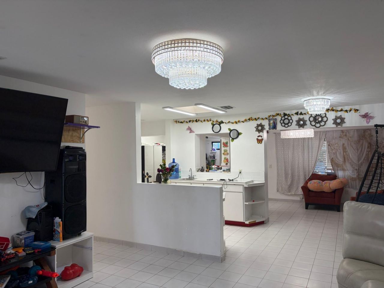 309 Davis Road, Palm Springs, FL 33461 Photo