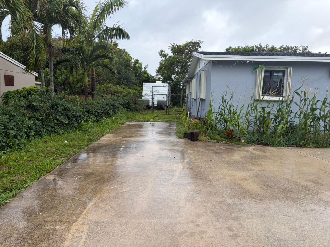 309 Davis Road, Palm Springs, FL 33461 Photo