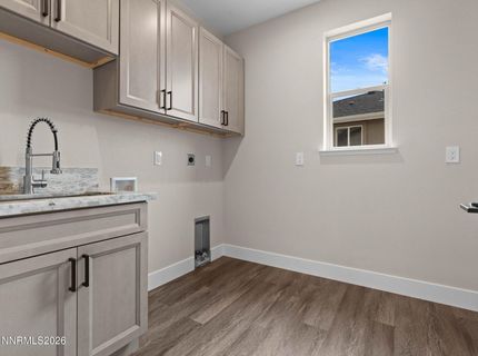 3638 Oakridge Drive, Sparks, NV 89436 Photo